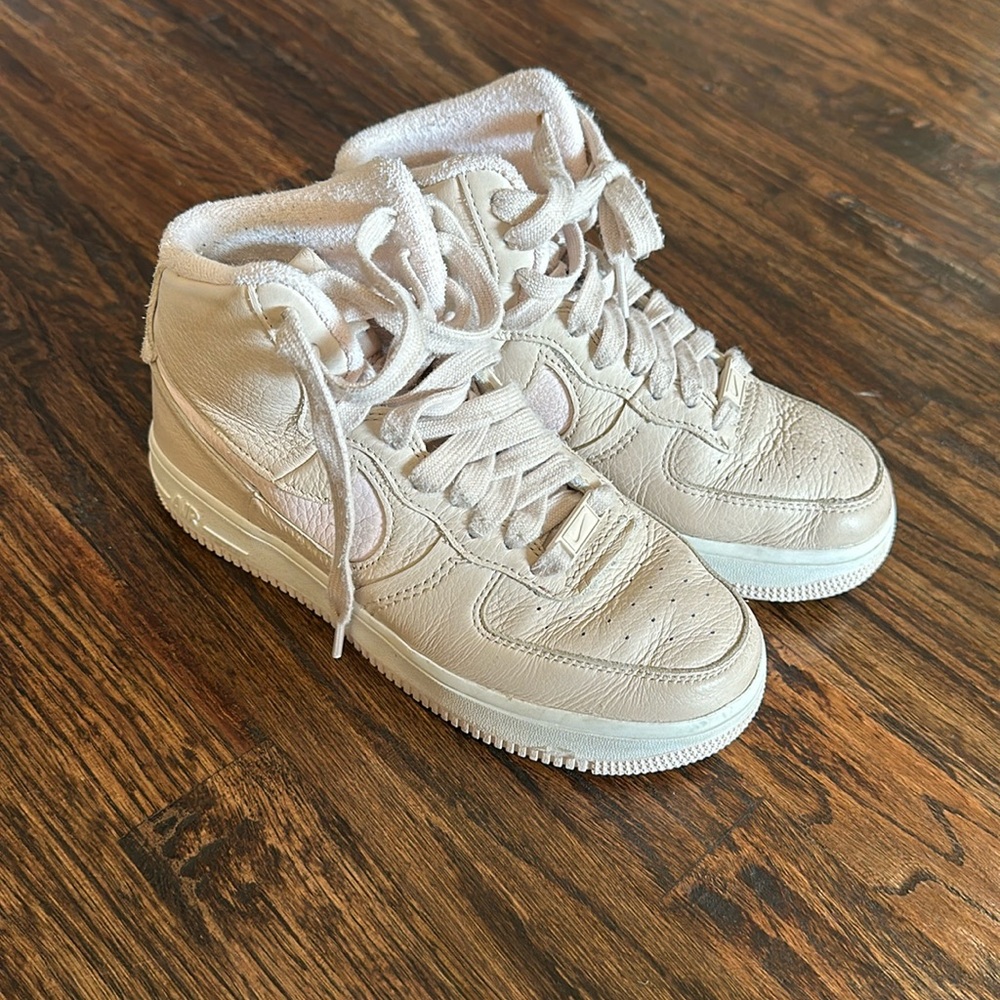 Nike women’s  Air Force 1 High Sculpt 'Sanddrift